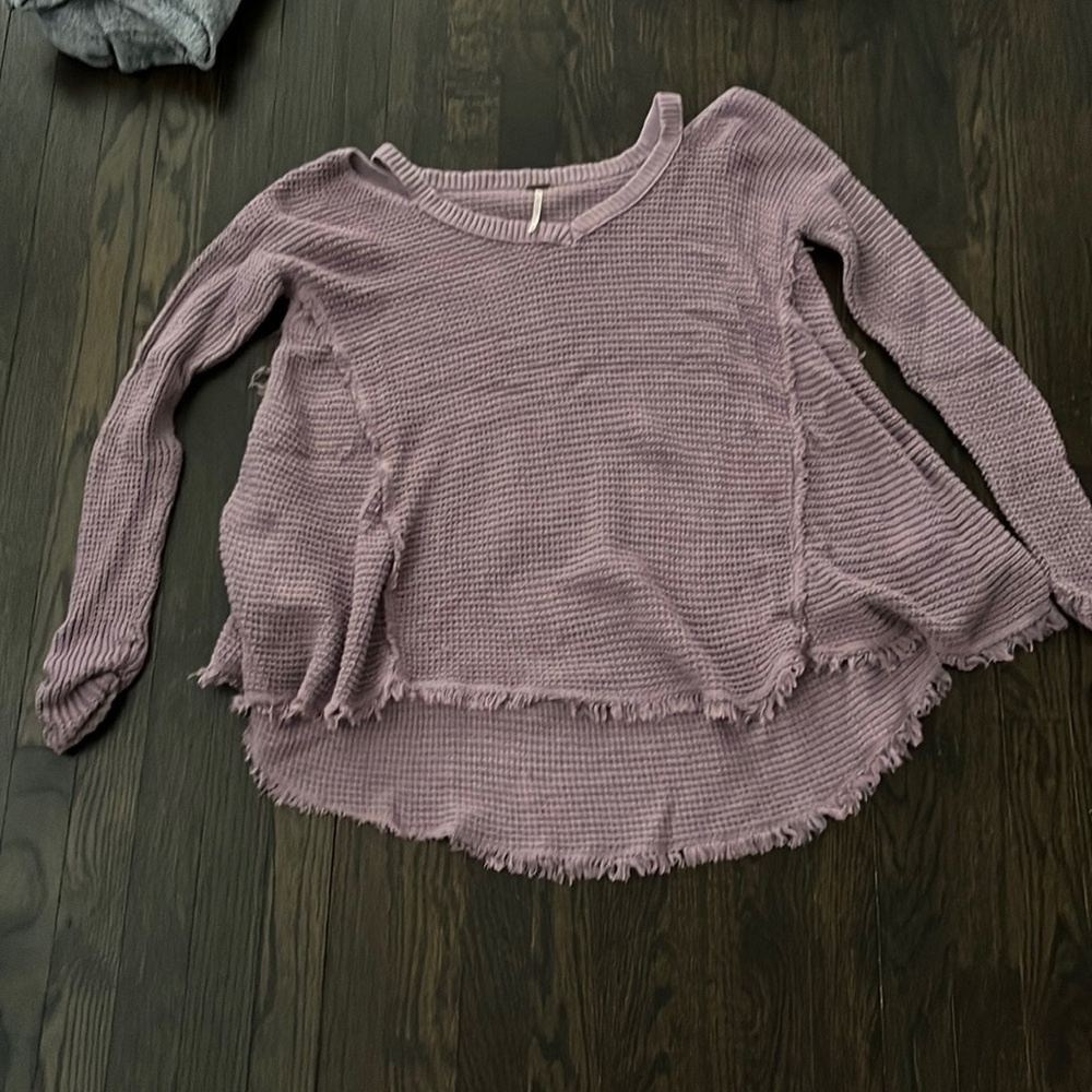 EUC Free People cold shoulder tunic sweater